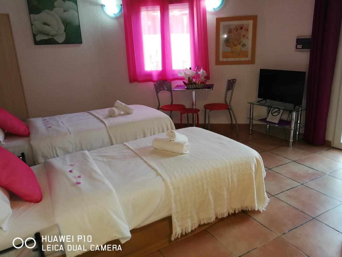 Aparthotel Carrio Sol - Monty´s Calpe Quarto foto