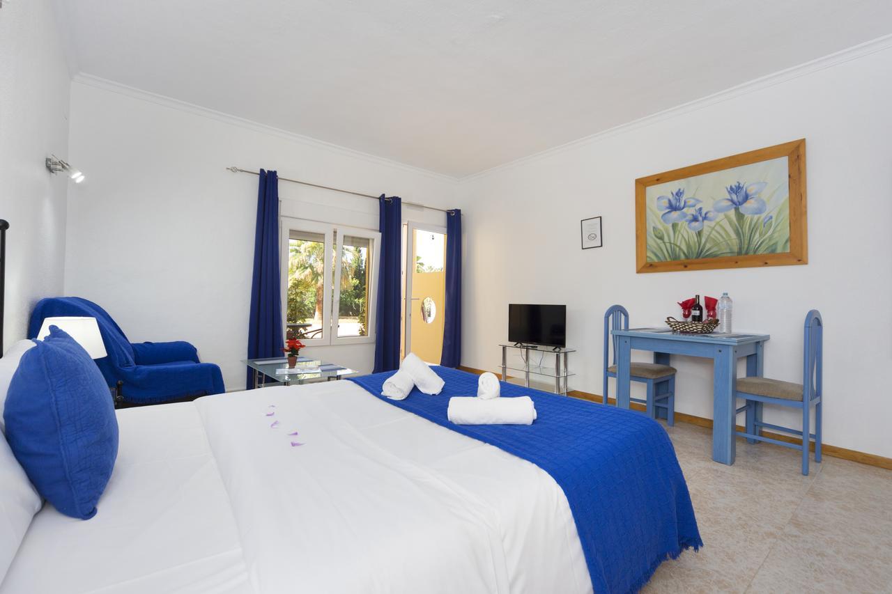 Aparthotel Carrio Sol - Monty´s Calpe Quarto foto