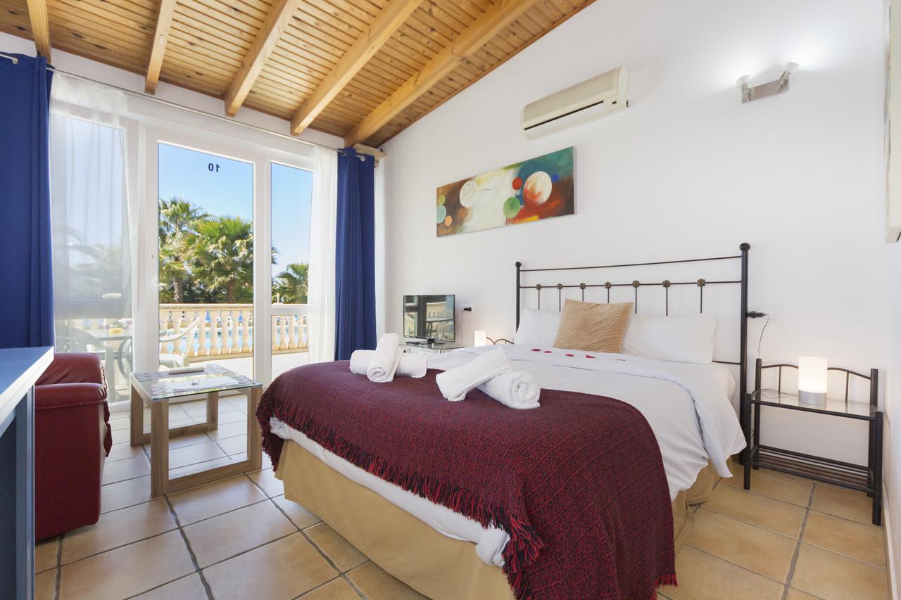 Aparthotel Carrio Sol - Monty´s Calpe Quarto foto